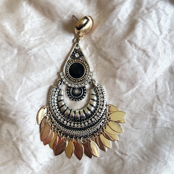 NWOT - mixed metal boho statement earings -aldo - Picture 2 of 4